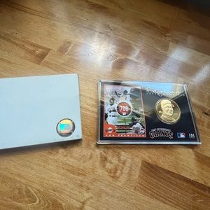 Barry Bonds 700th Home Run Limited Edition Coin